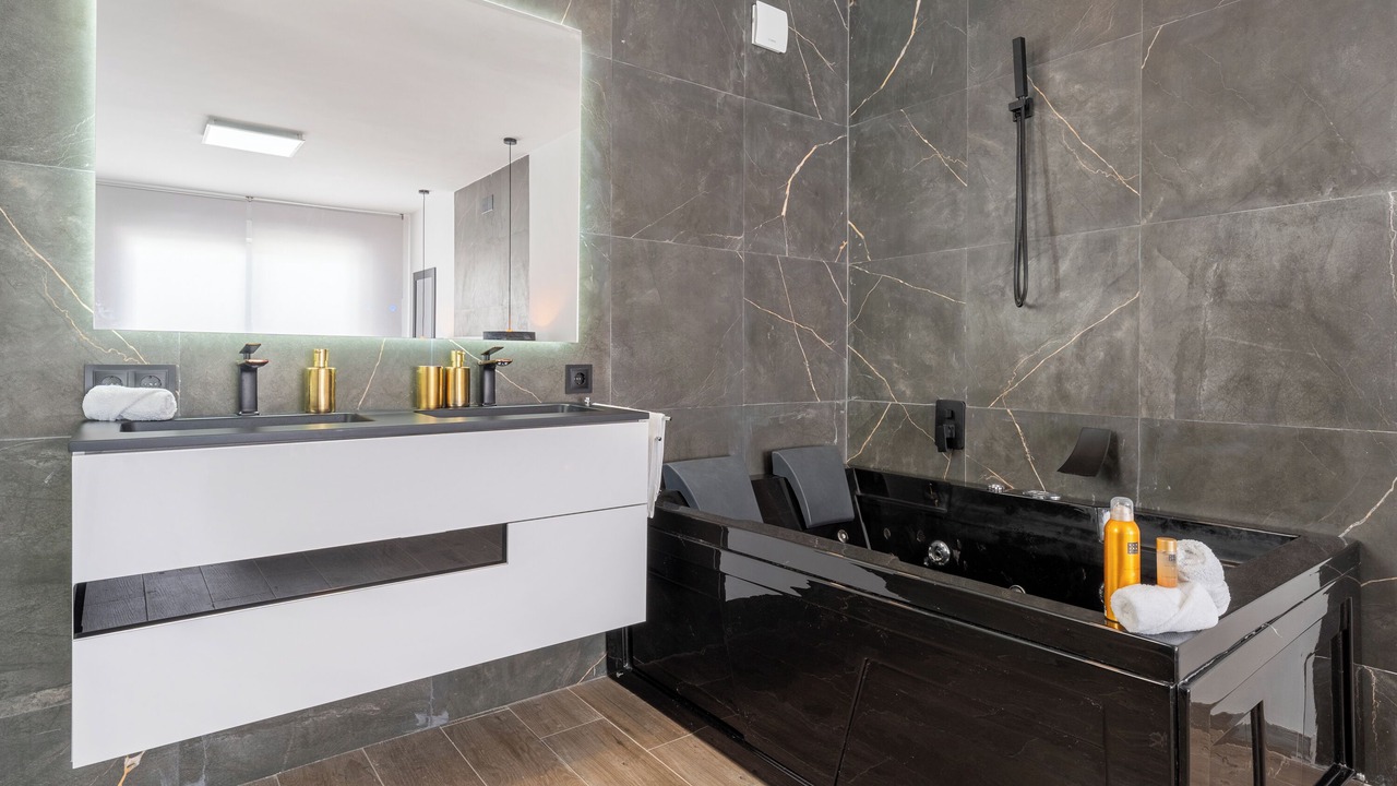 Photo of Bathroom in Les Tres Cales