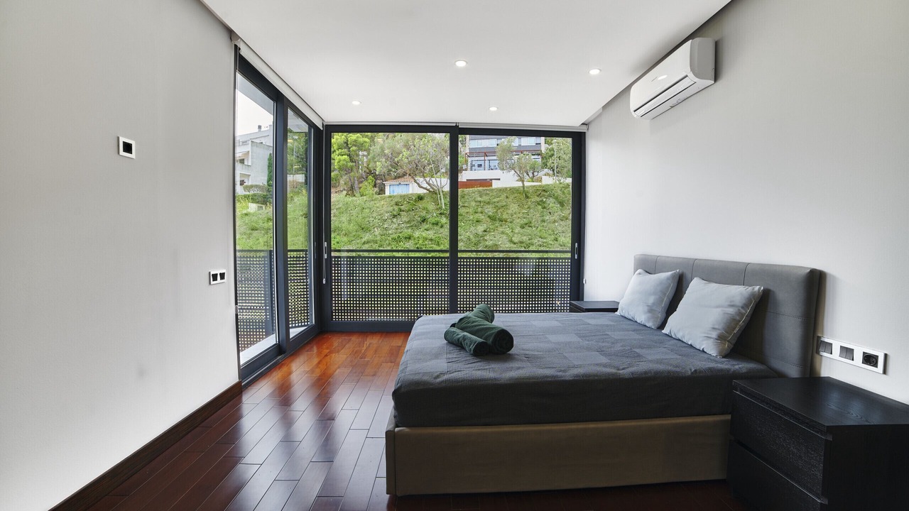 Photo of Bedroom in Llanca