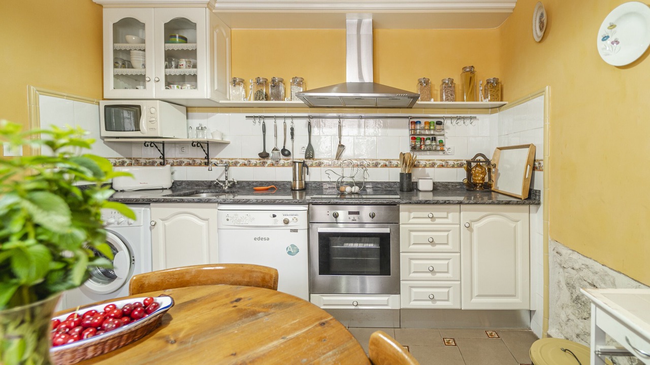 Photo of Kitchen in Santibanez de Valcorba