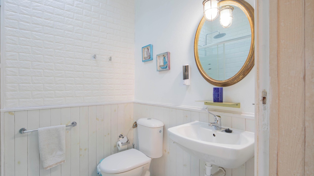 Photo of Bathroom in Cee