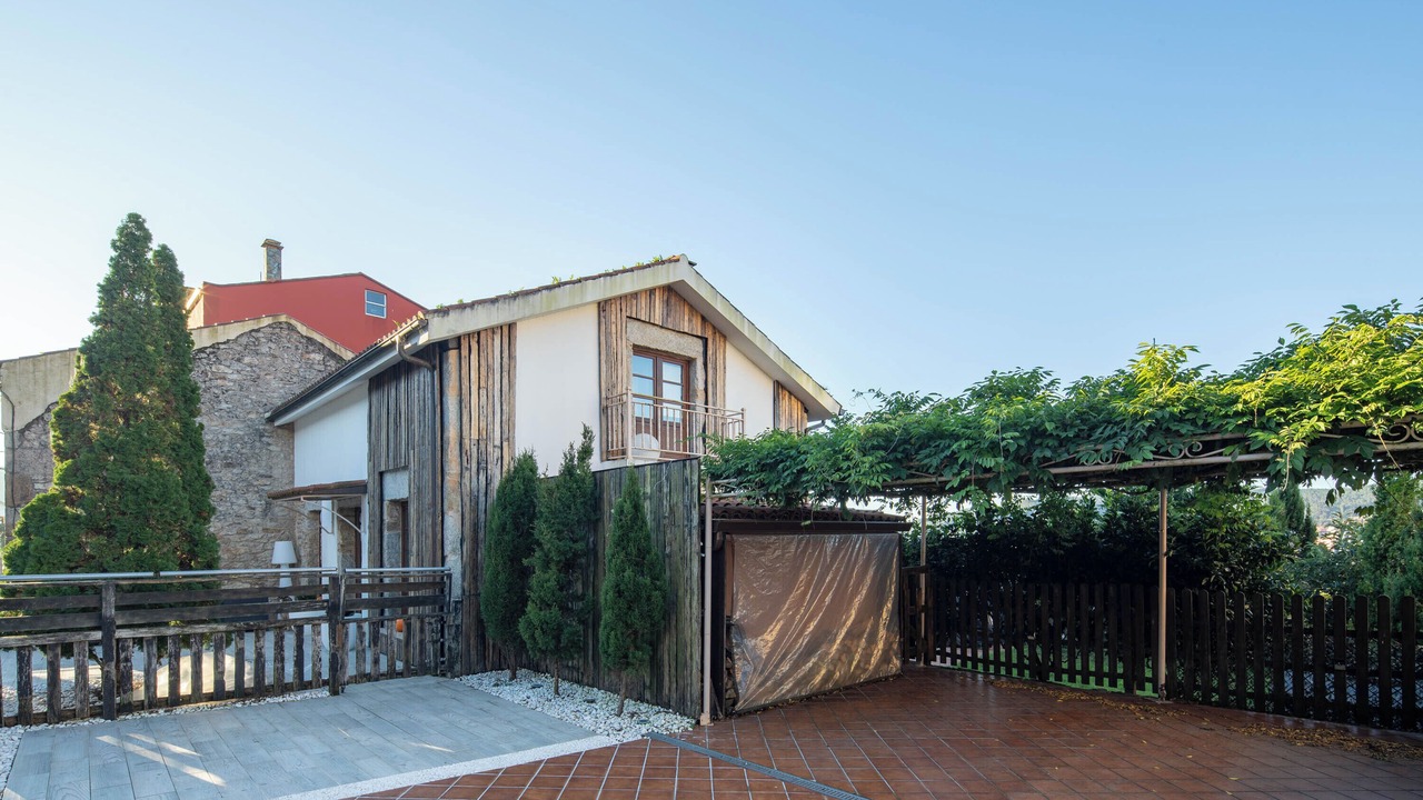 Photo of Outdoor in Cee