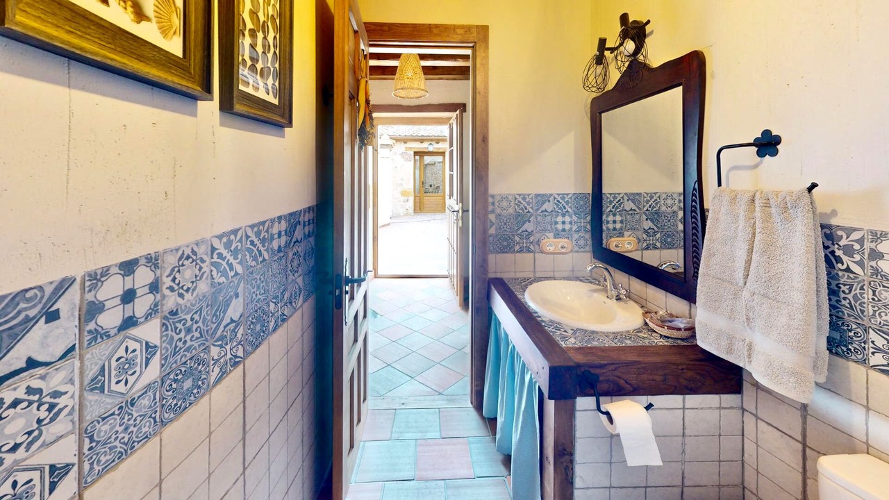 Photo of Bathroom in Caballar