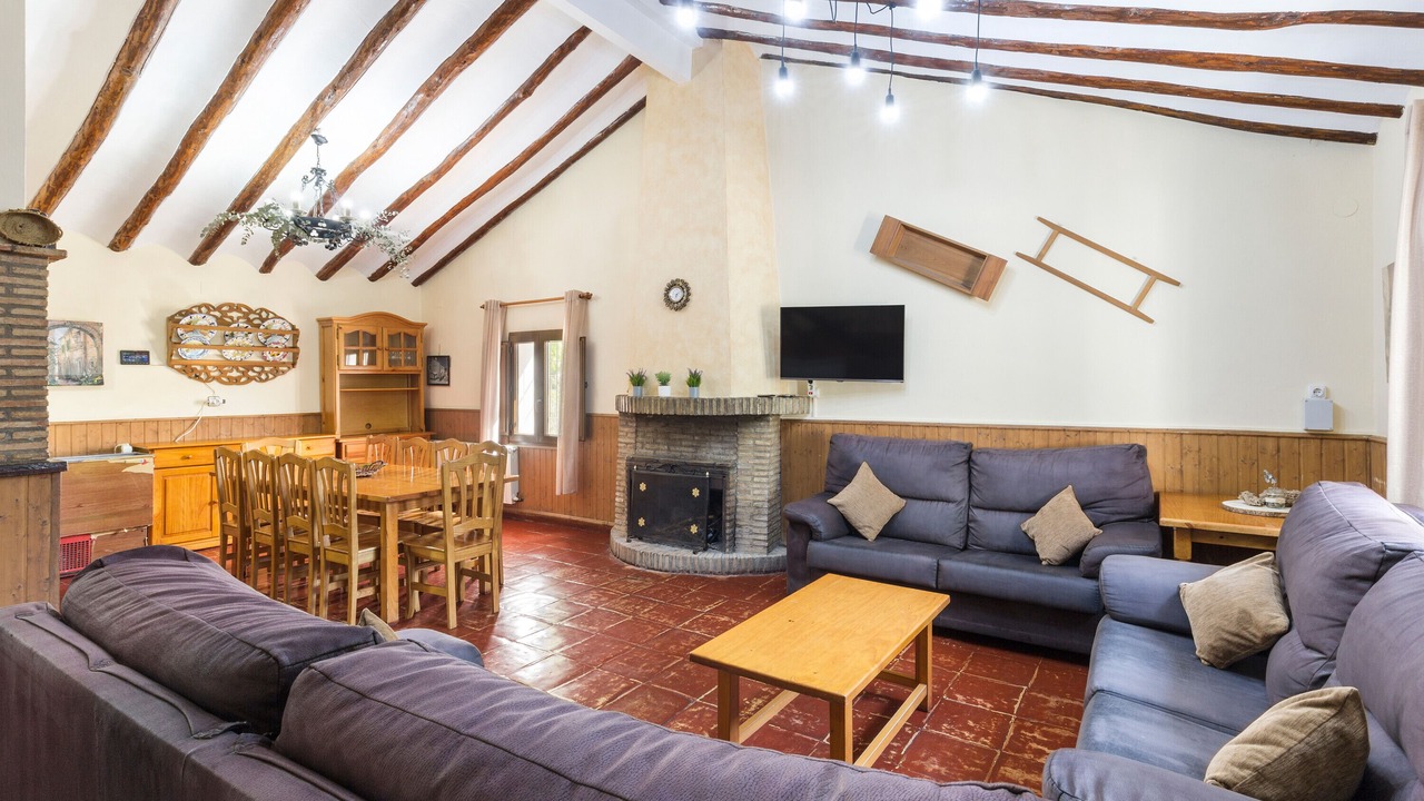 Photo of Livingroom in Mazuza