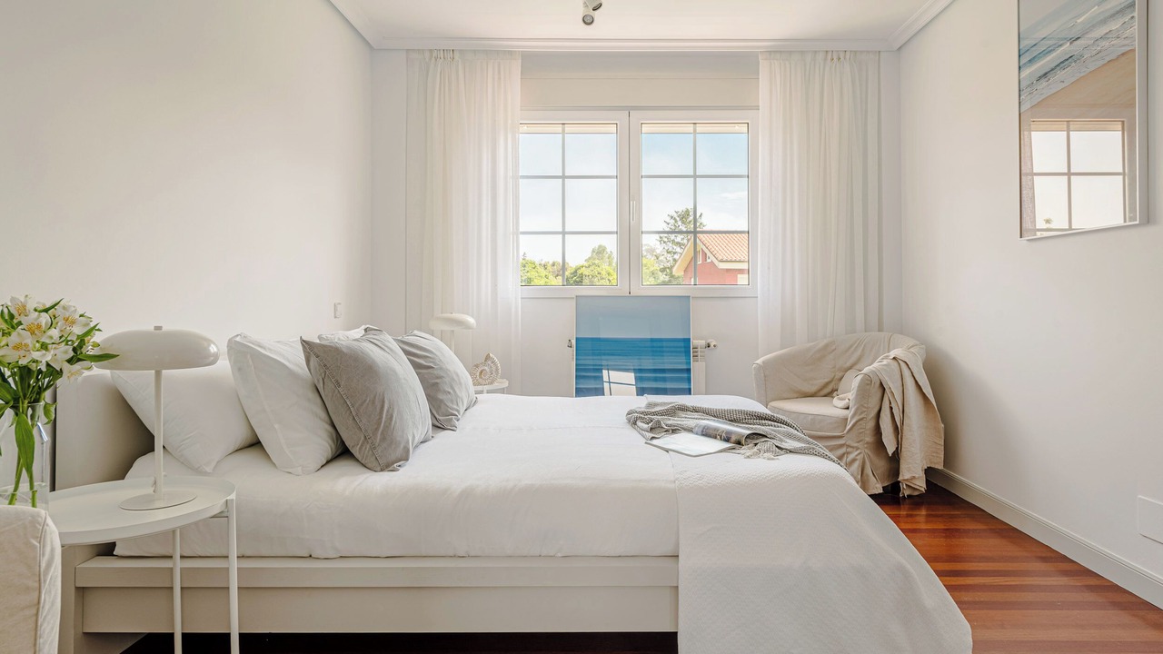 Photo of Bedroom in Somo
