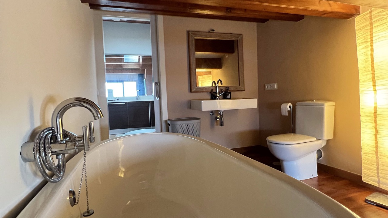 Photo of Bathroom in Mahon