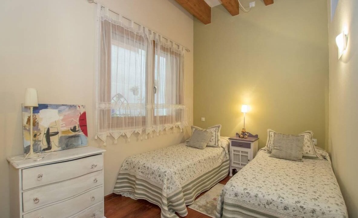 Photo of Bedroom in Mahon