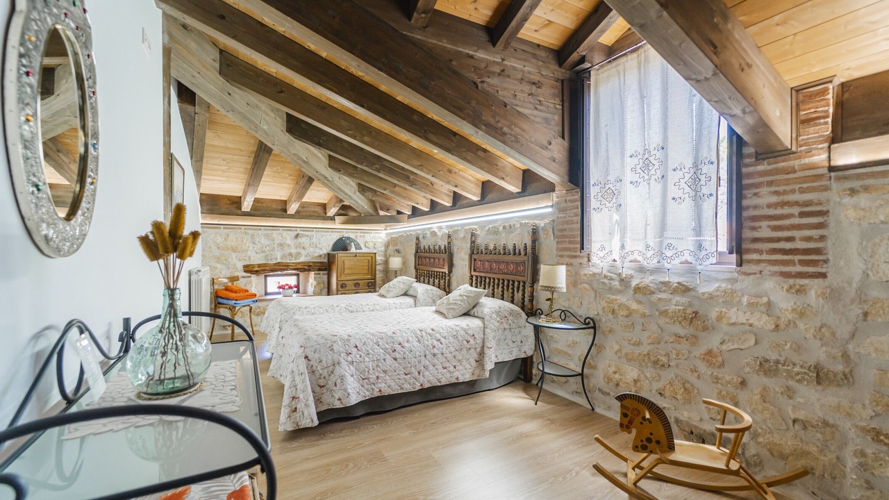 Photo of Bedroom in Moral de Hornuez