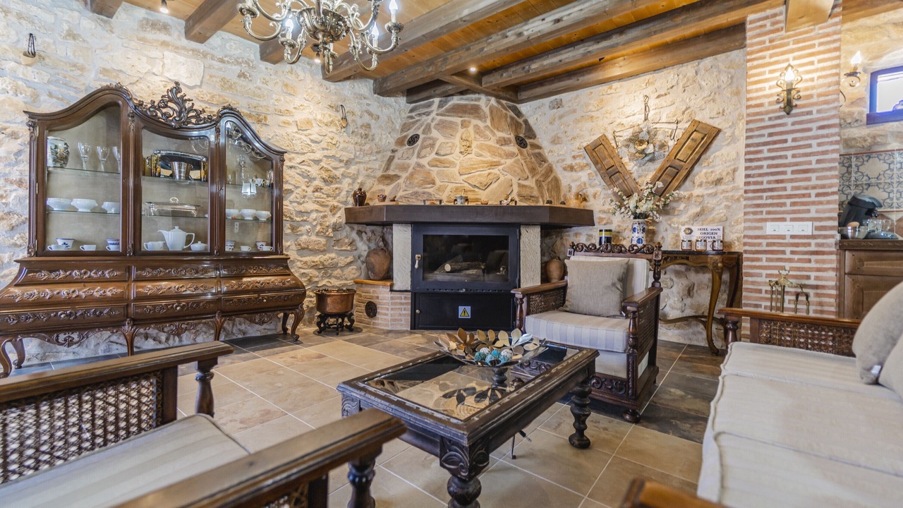 Photo of Livingroom in Moral de Hornuez