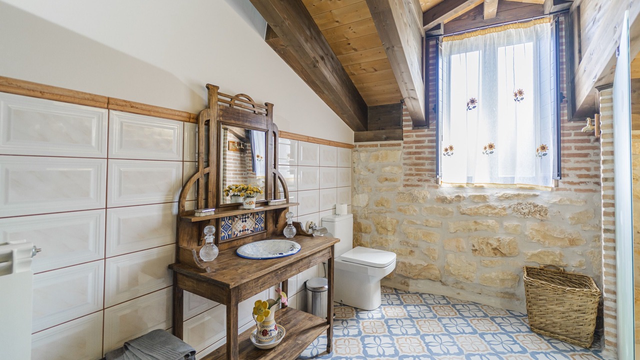 Photo of Bathroom in Moral de Hornuez