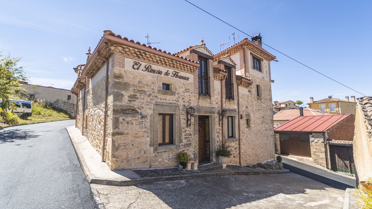 Photo of Outdoor in Moral de Hornuez