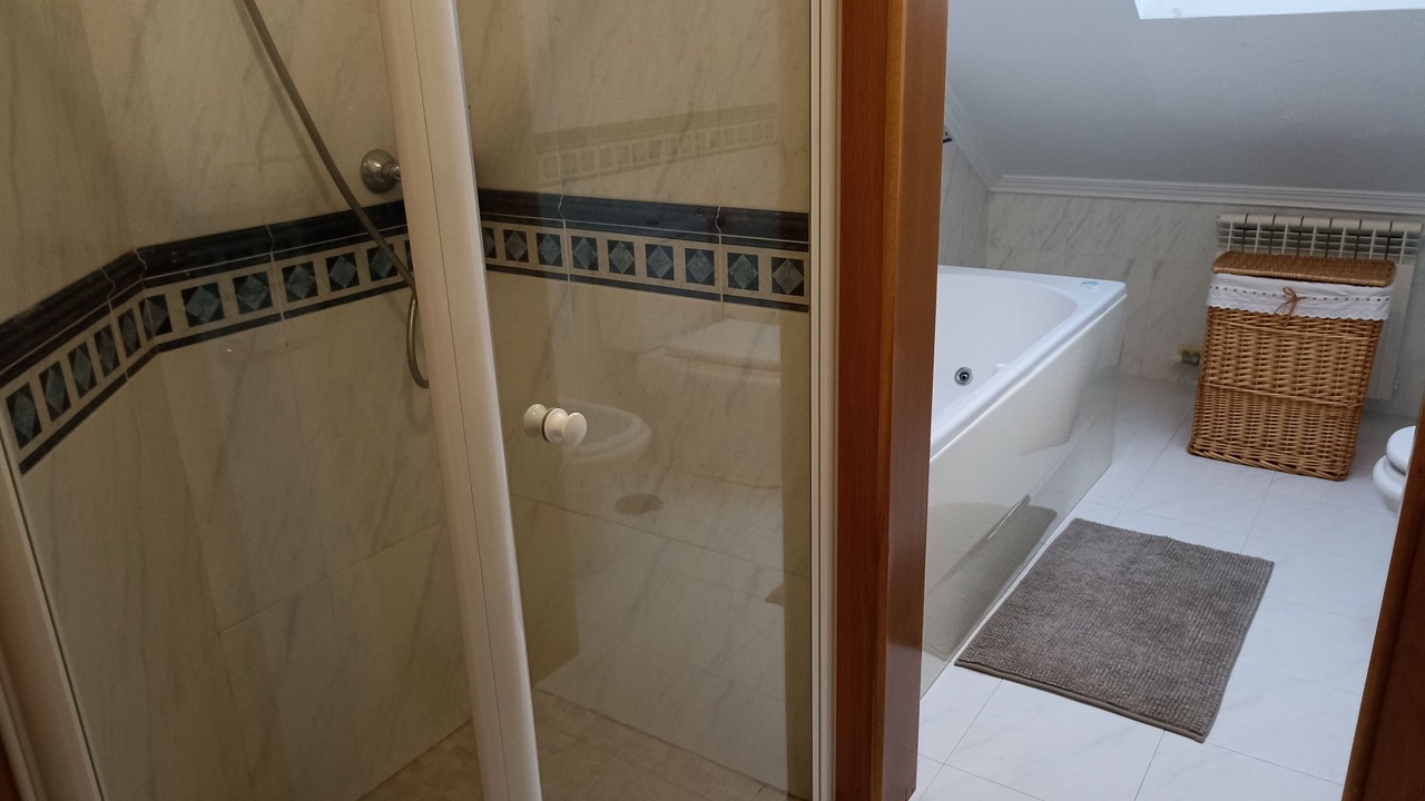 Photo of Bathroom in Poio