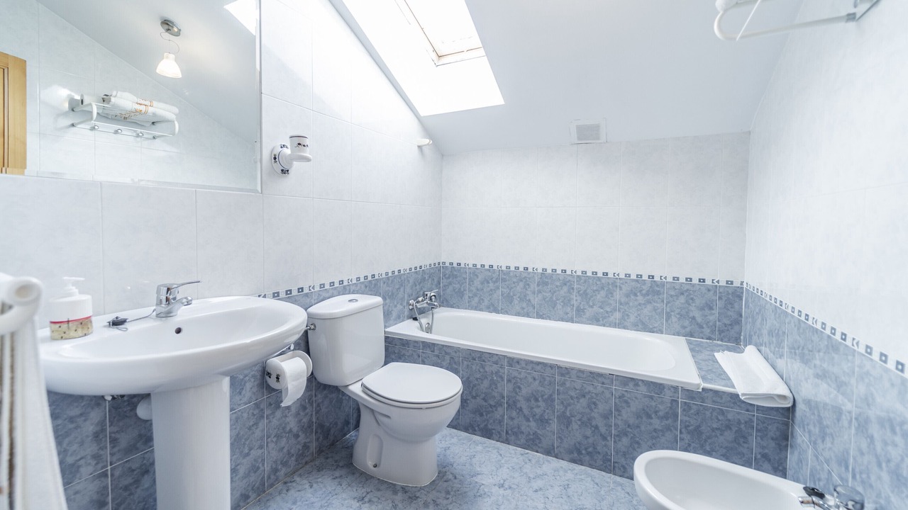 Photo of Bathroom in Urrez