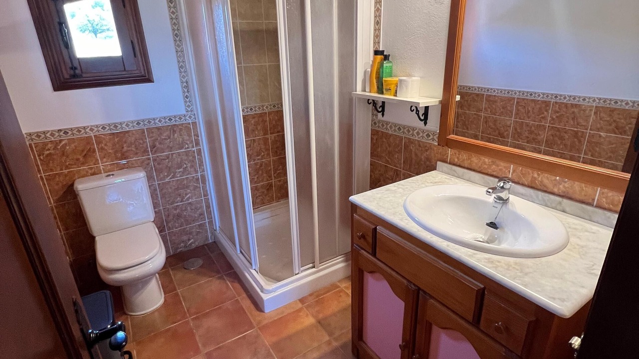 Photo of Bathroom in Coin