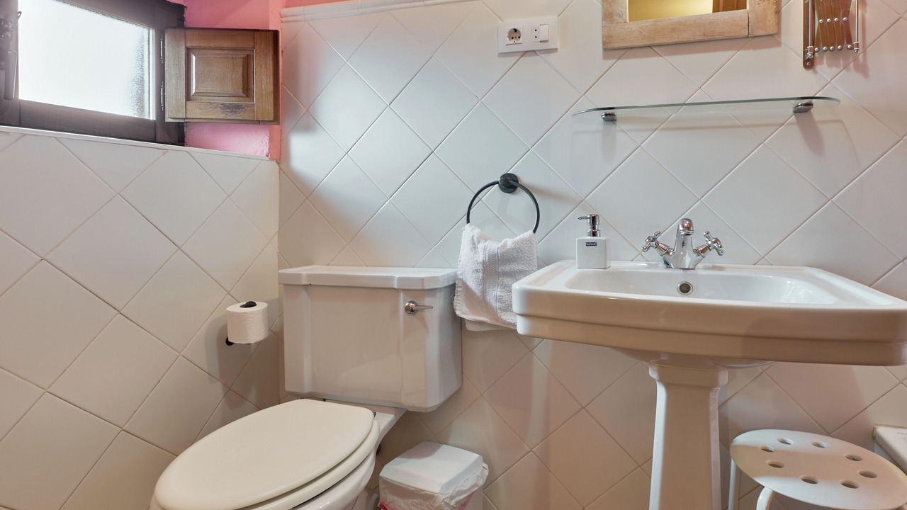 Photo of Bathroom in Robledo de la Guzpena