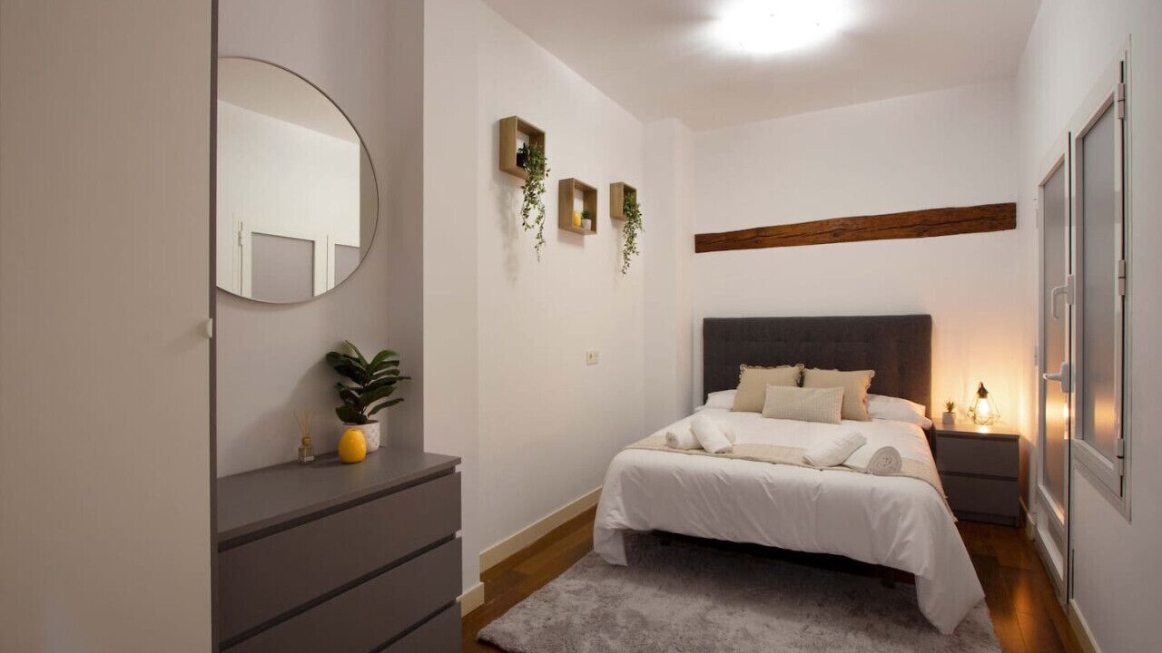 Photo of Bedroom in Logrono Historic Centre