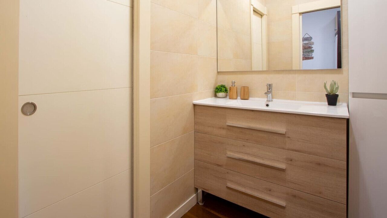Photo of Bathroom in Logrono Historic Centre
