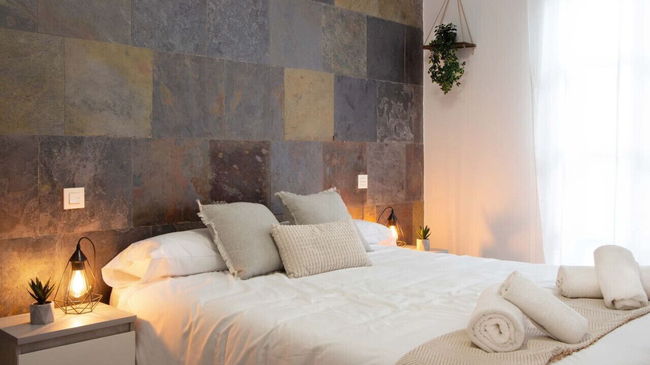 Photo of Bedroom in Logrono Historic Centre