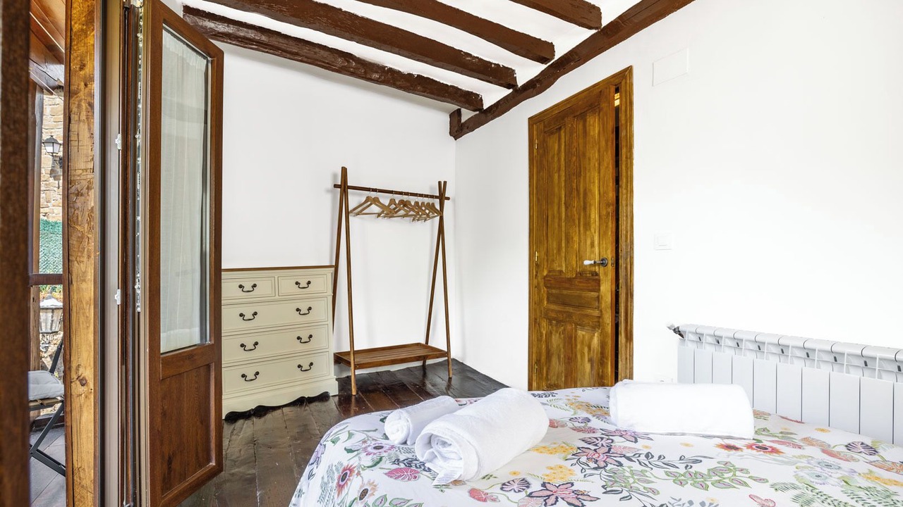 Photo of Bedroom in Potes