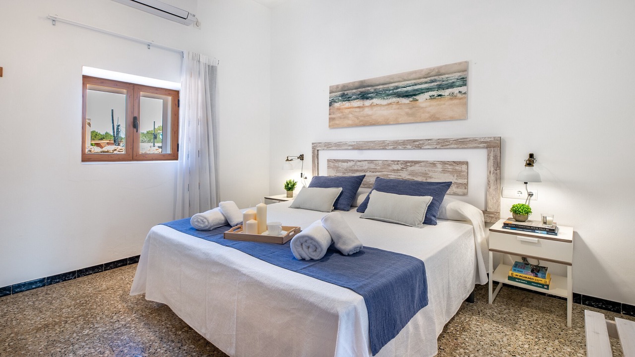 Photo of Bedroom in Pilar de la Mola