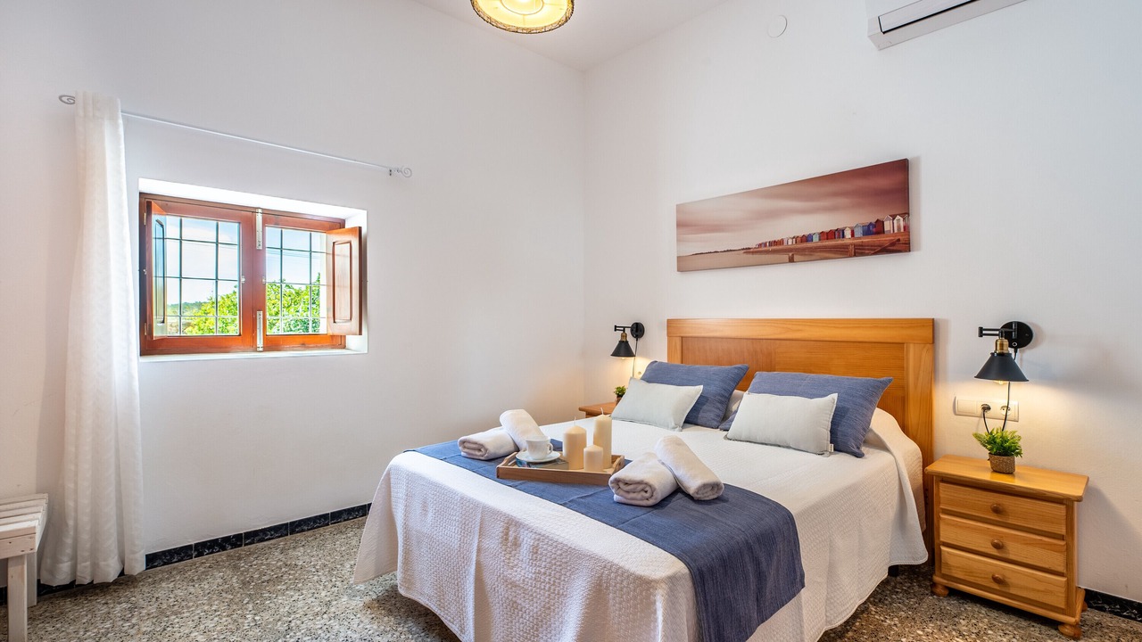 Photo of Bedroom in Pilar de la Mola