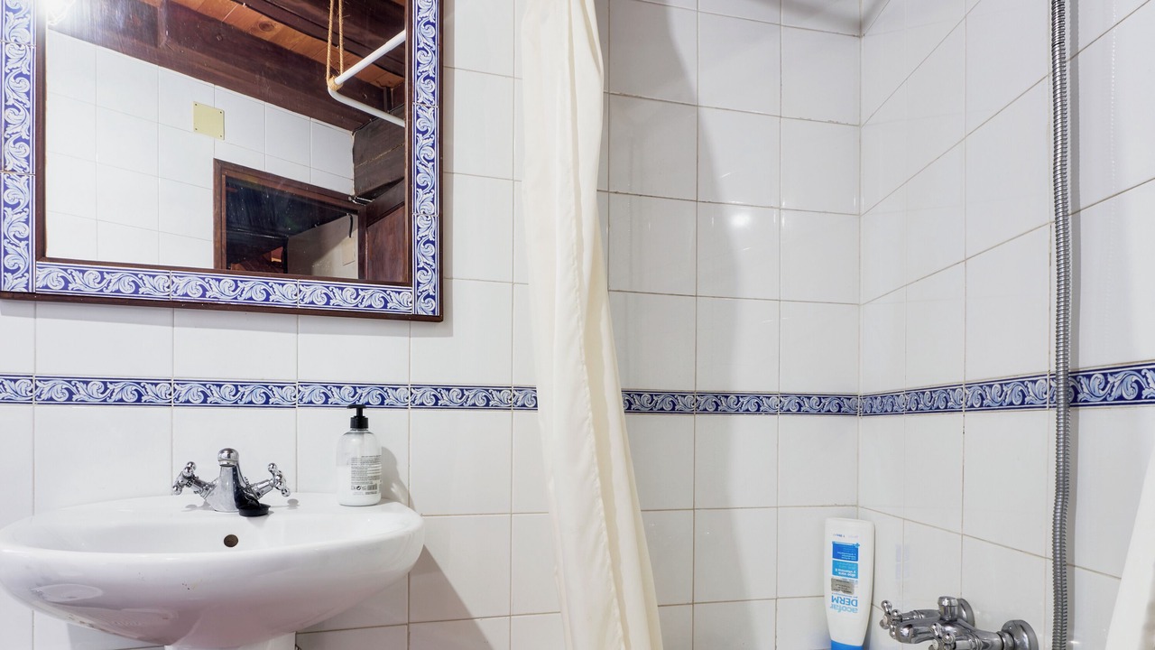 Photo of Bathroom in Odollo