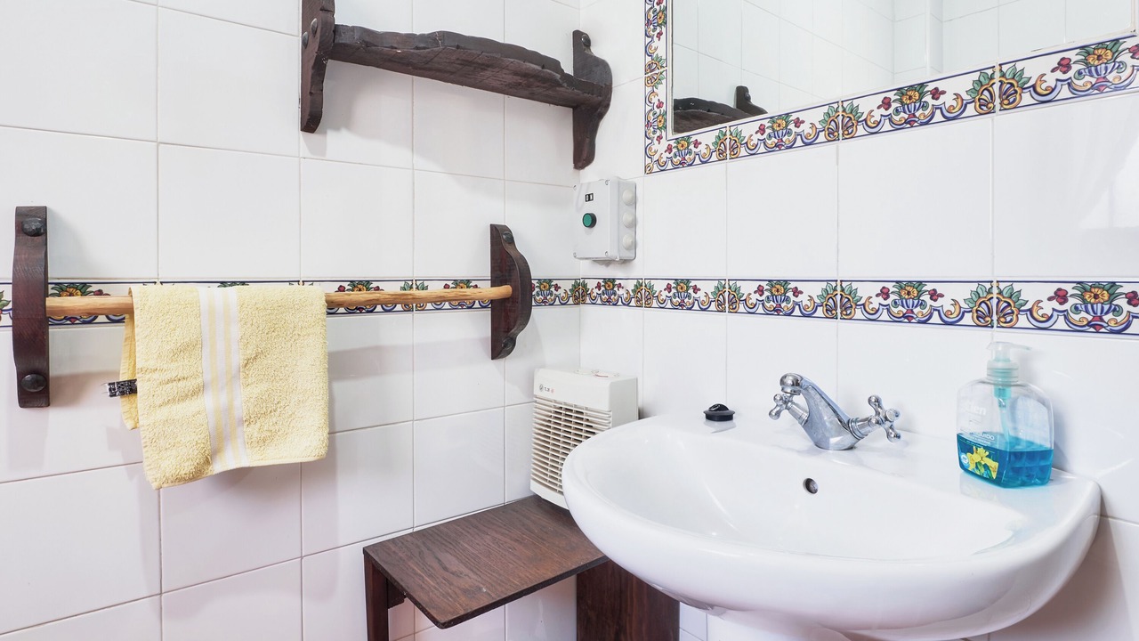 Photo of Bathroom in Odollo