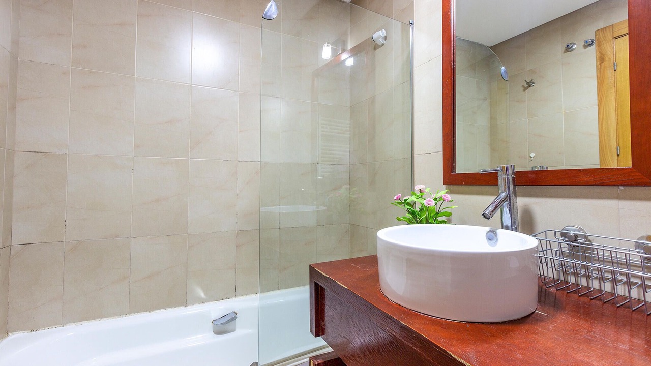 Photo of Bathroom in Roldan