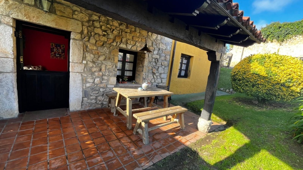 Photo of Patio Balcony in Pendueles