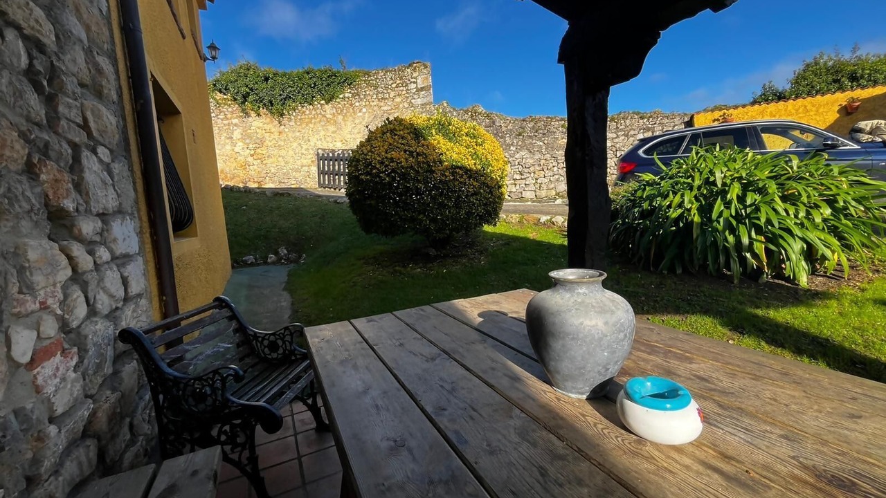 Photo of Patio Balcony in Pendueles