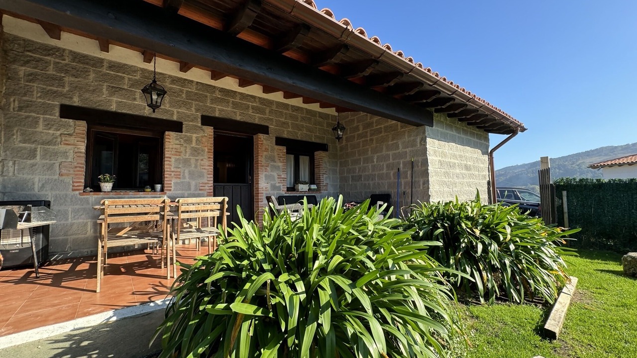 Photo of Patio Balcony in Pendueles