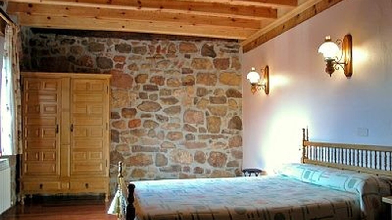 Photo of Bedroom in Rabanera del Pinar