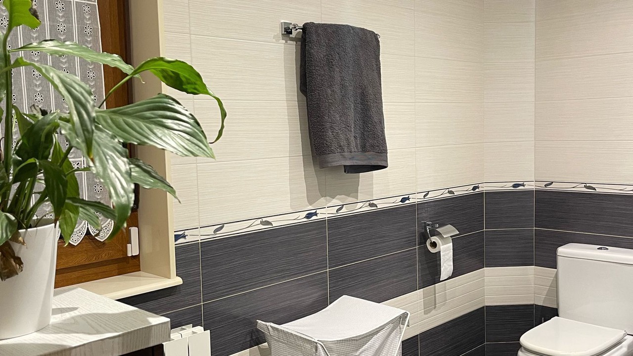 Photo of Bathroom in Cudon
