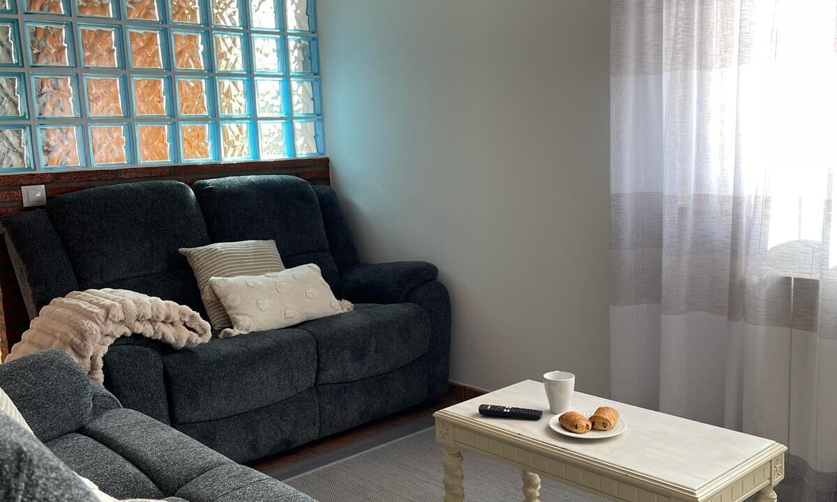 Photo of Livingroom in Cudon