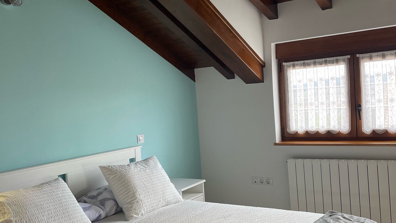 Photo of Bedroom in Cudon