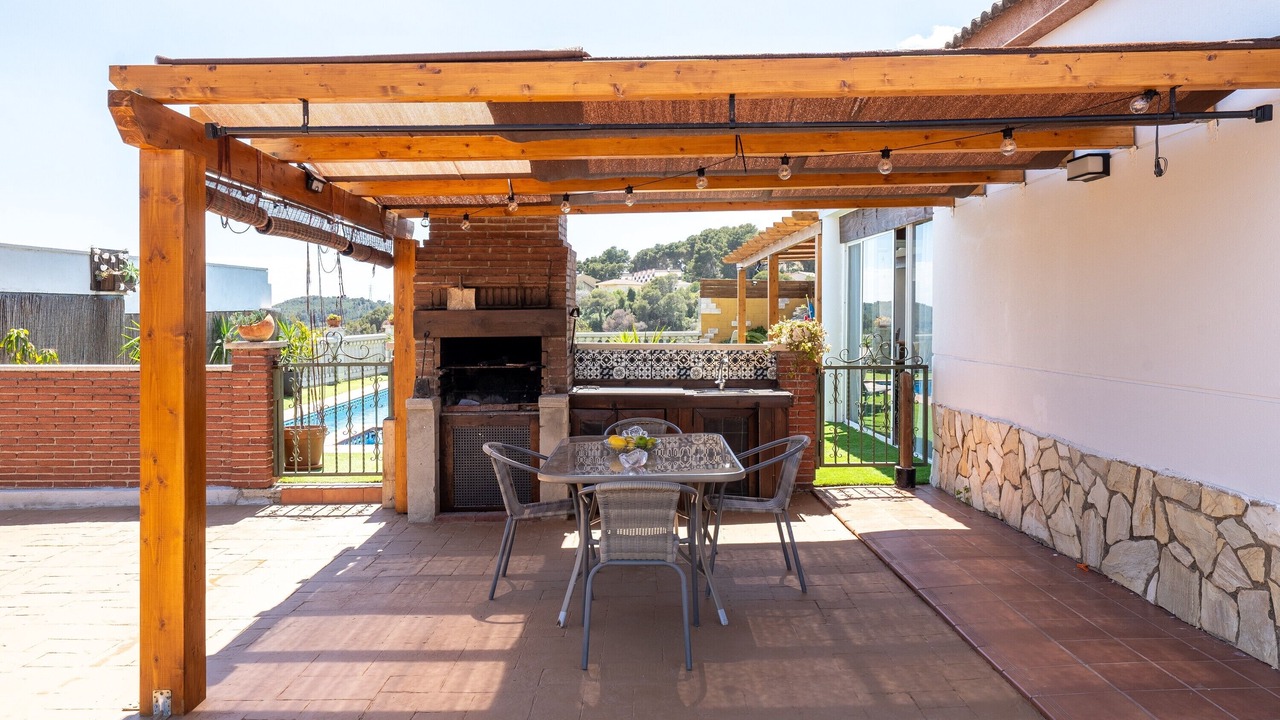 Photo of Outdoor in Bellvey
