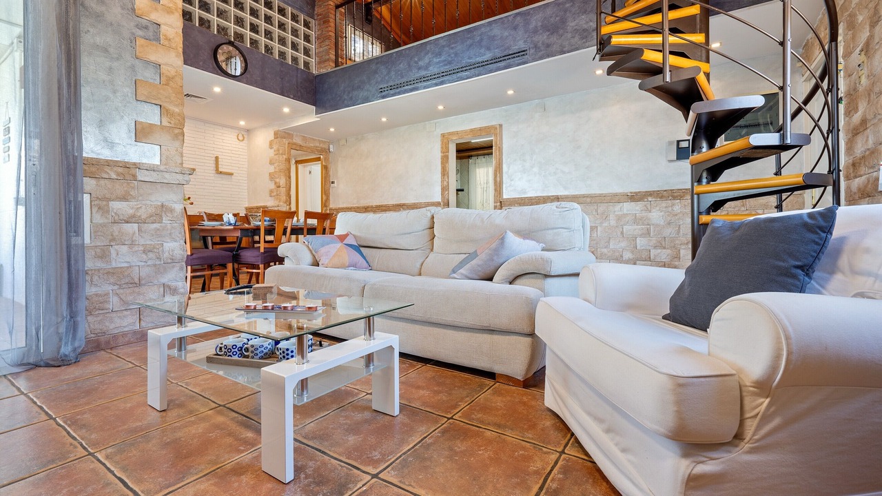 Photo of Livingroom in Bellvey