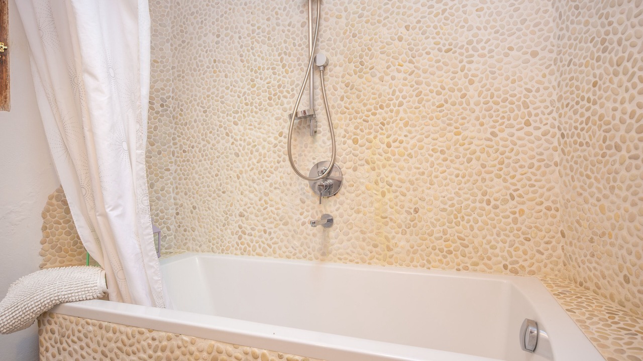Photo of Bathroom in Biniaraix
