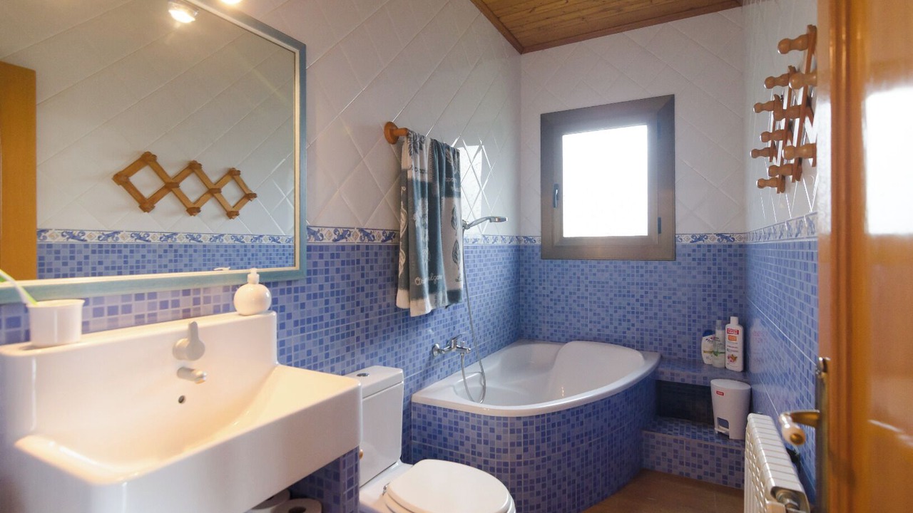 Photo of Bathroom in Lloret Blau