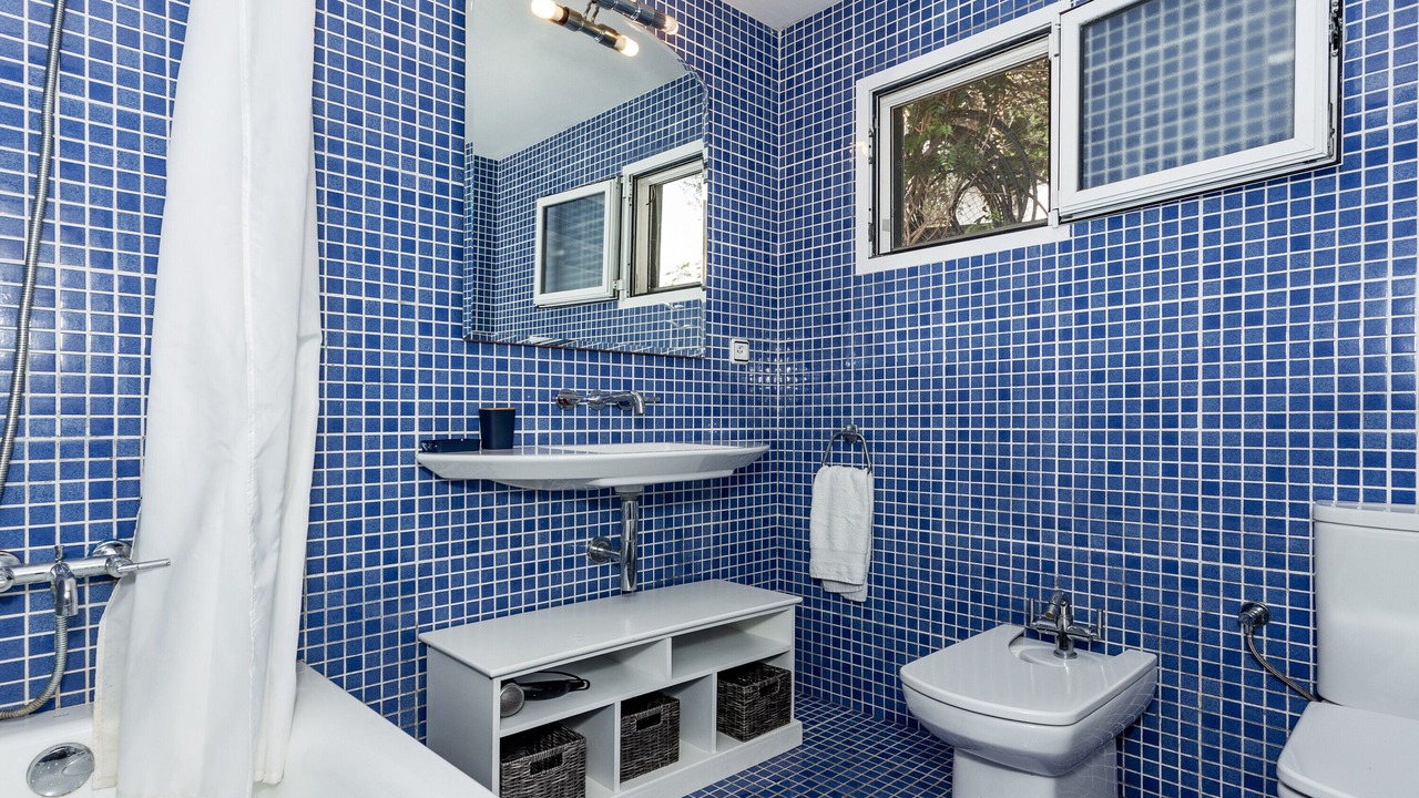 Photo of Bathroom in Cala Llonga