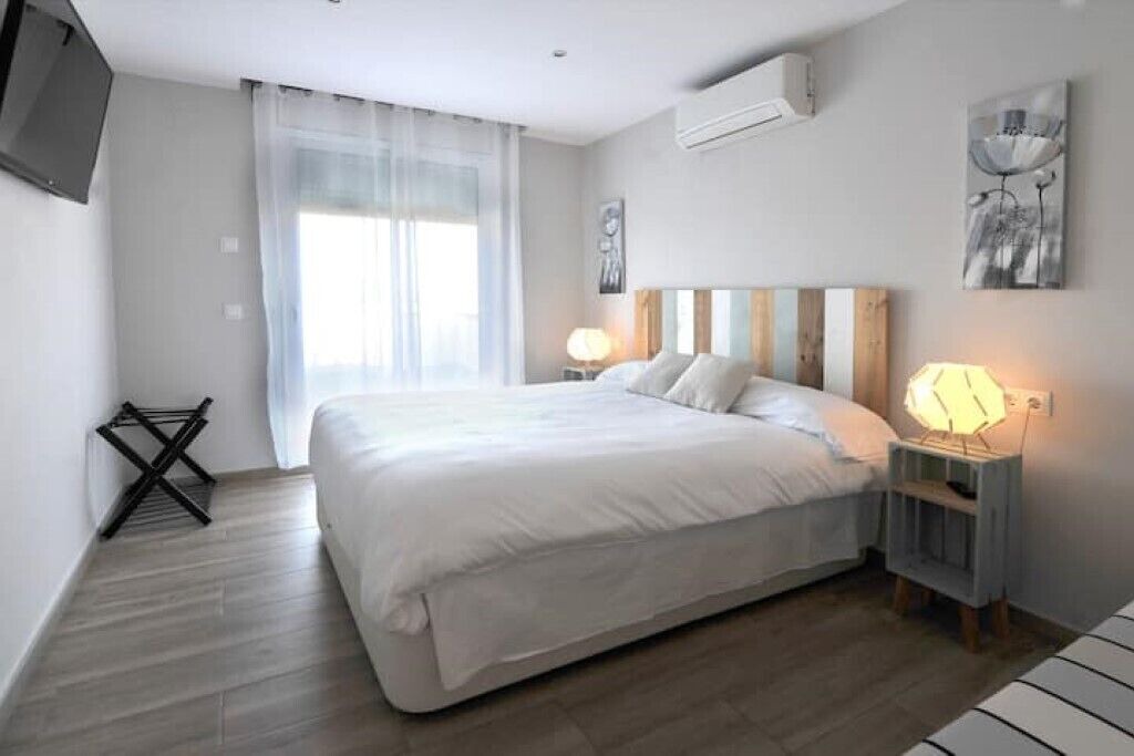 Photo of Bedroom in Figueres