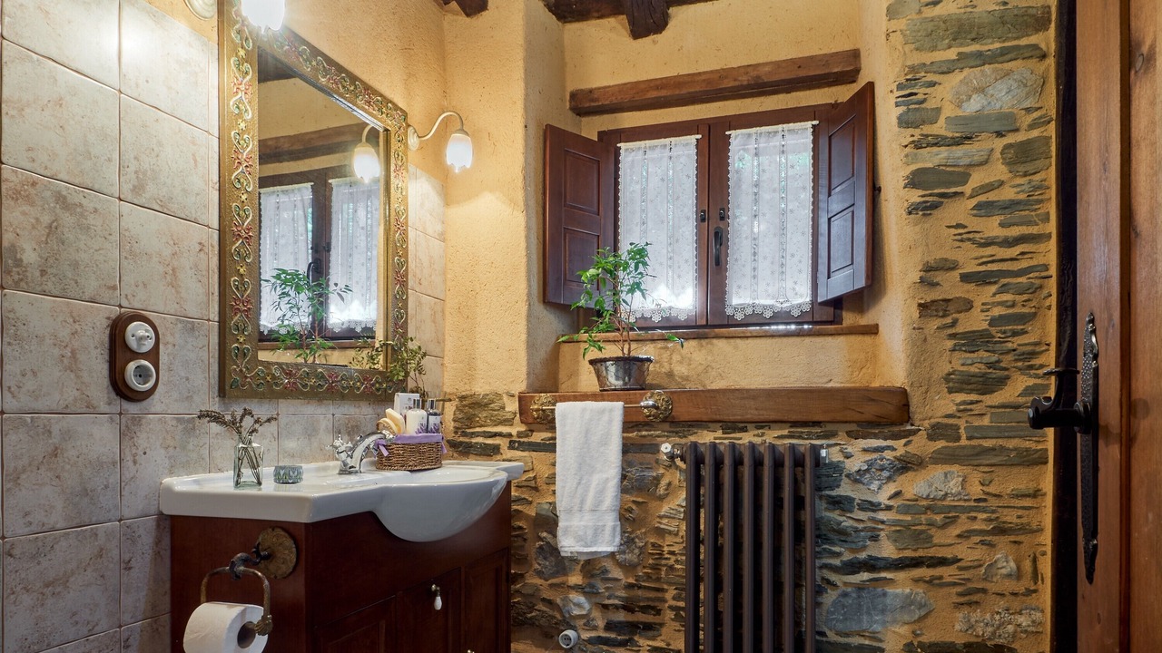 Photo of Bathroom in Rimor