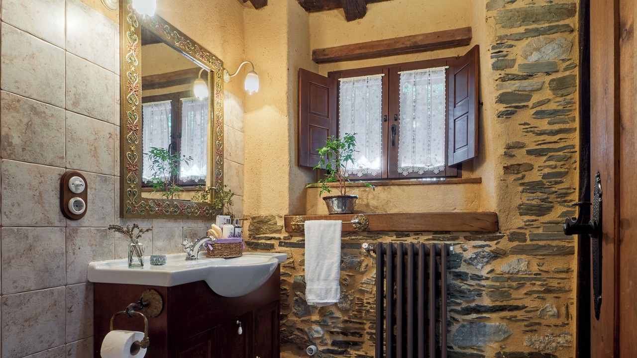 Photo of Bathroom in Rimor