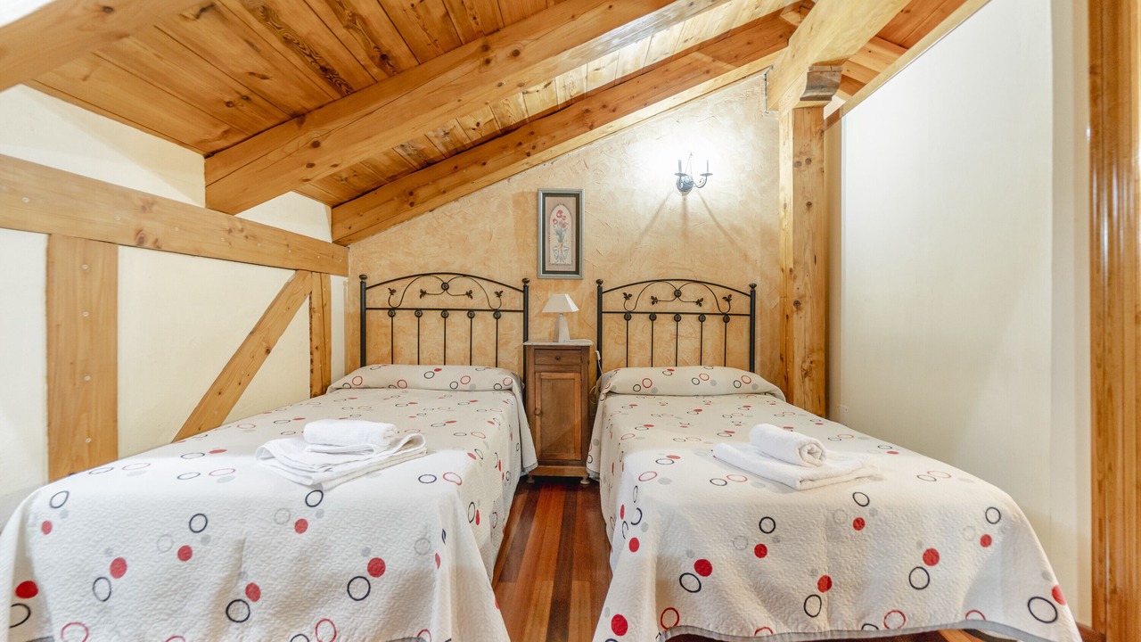Photo of Bedroom in Canalejas de Penafiel