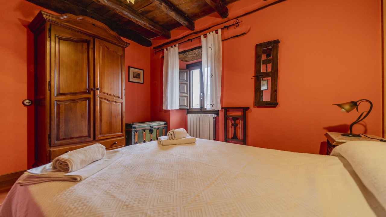 Photo of Bedroom in Canalejas de Penafiel