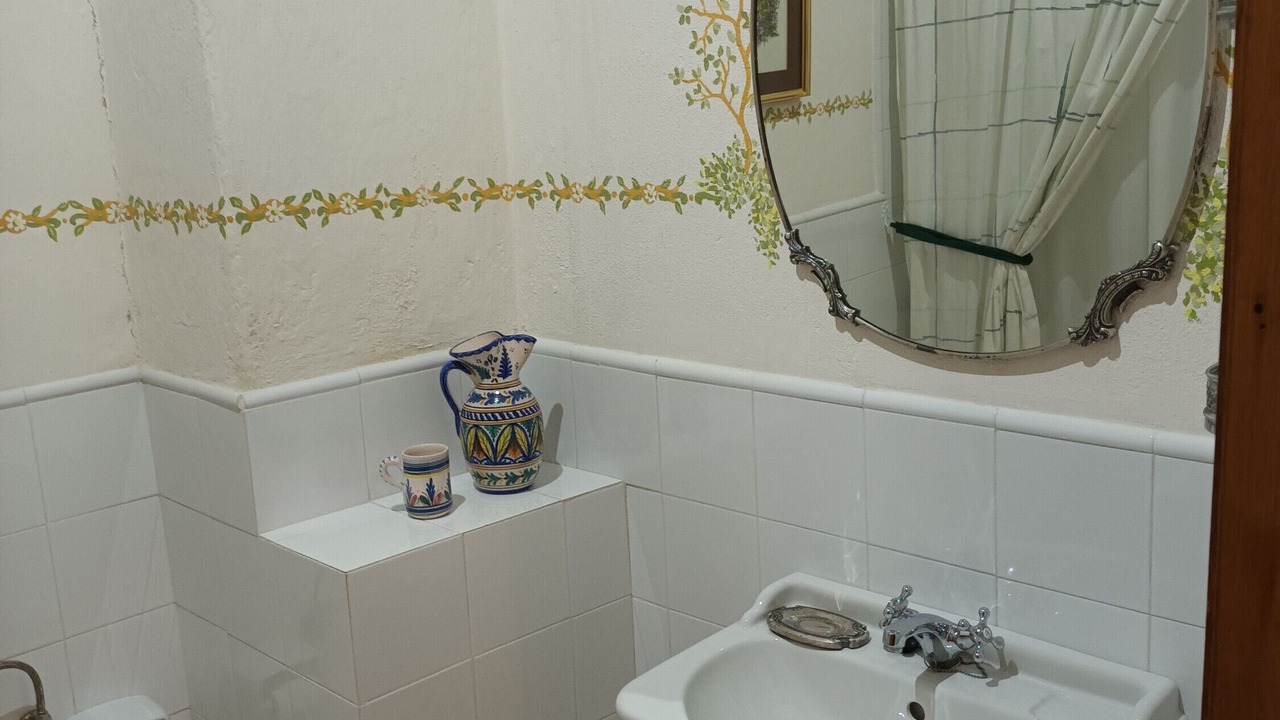 Photo of Bathroom in Becerrea