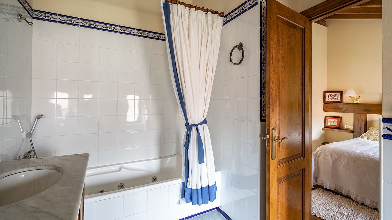 Photo of Bathroom in Potes