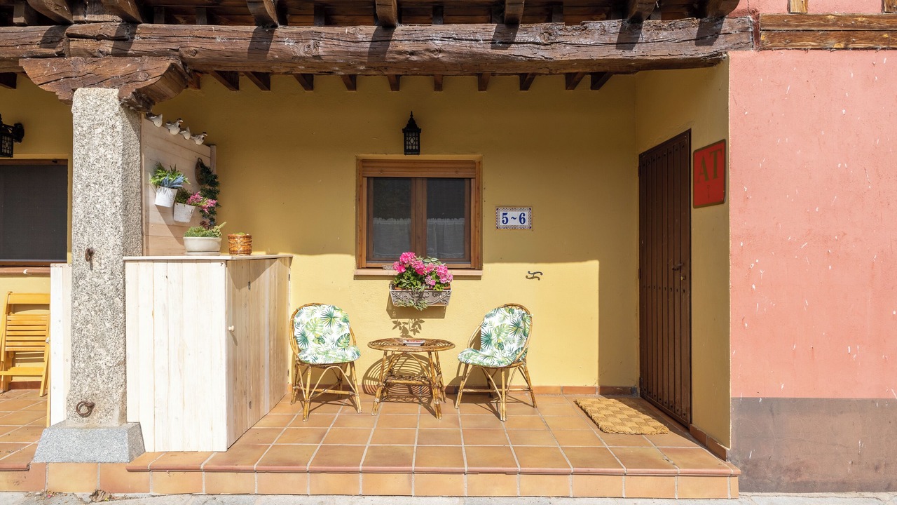 Photo of Patio Balcony in Bonilla de la Sierra