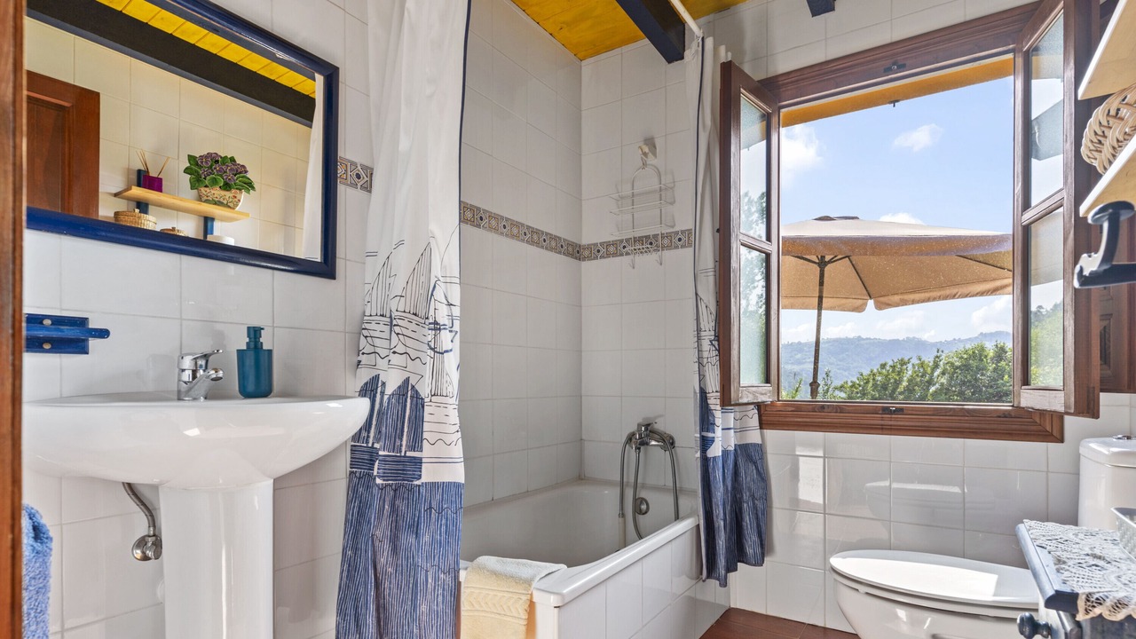 Photo of Bathroom in Carabano