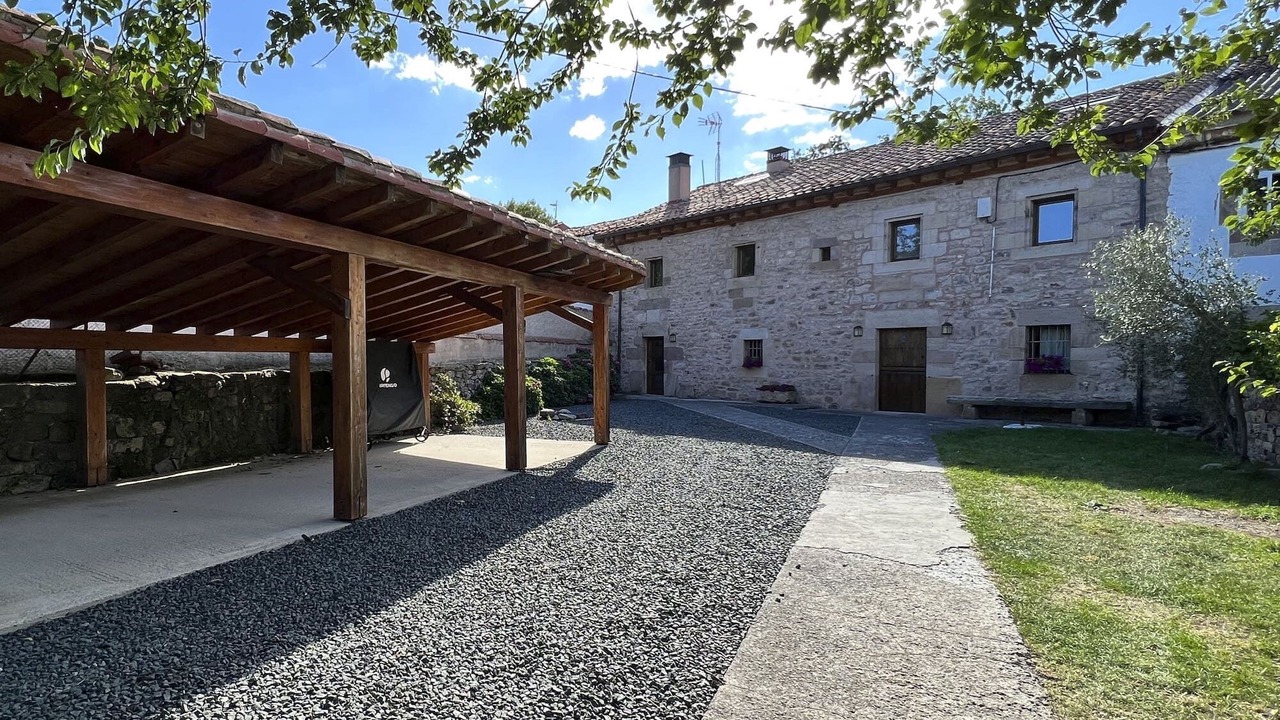 Photo of Outdoor in Naveda