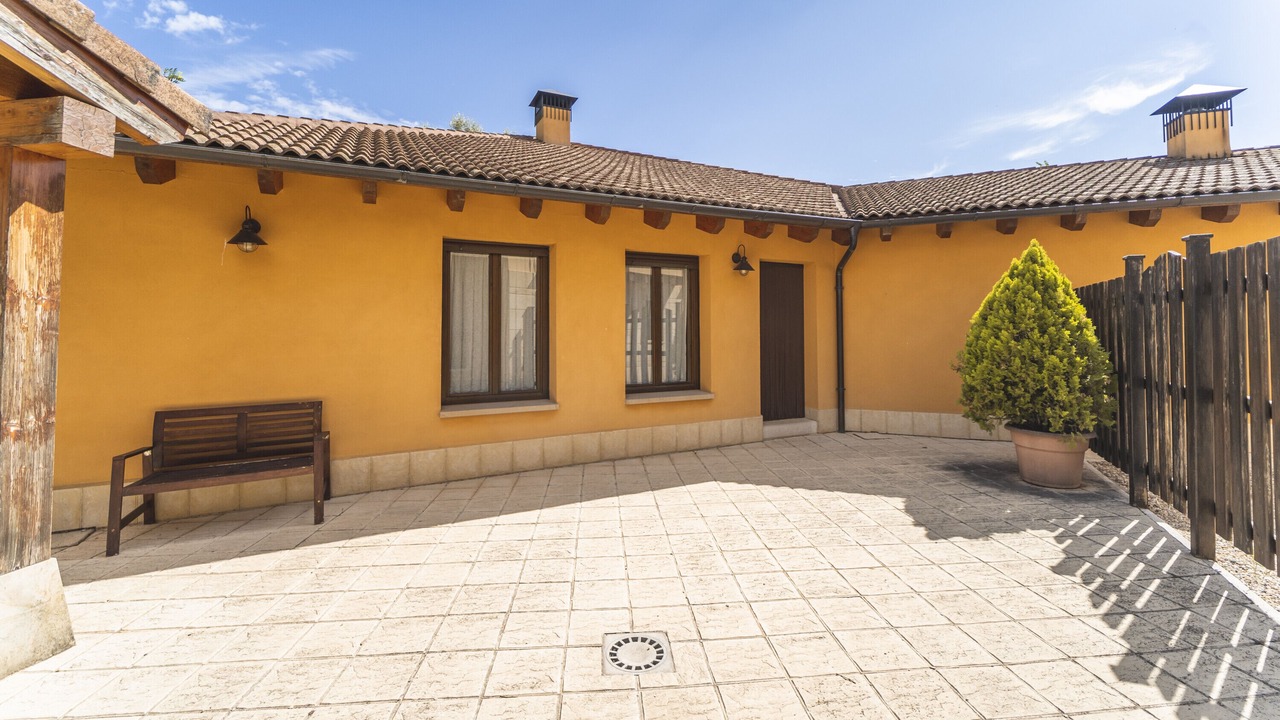 Photo of Outdoor in Espeja de San Marcelino